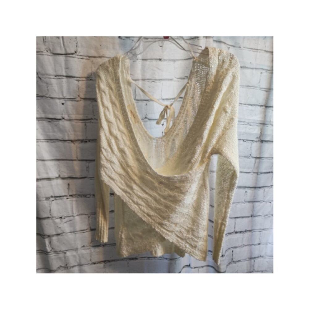 Onetheland Women's Sweater